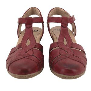 Earth | Women's Marietta Capella Sandal | Regal Red | Size 8